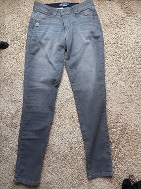 Democracy Women's Gray Skinny Jeans